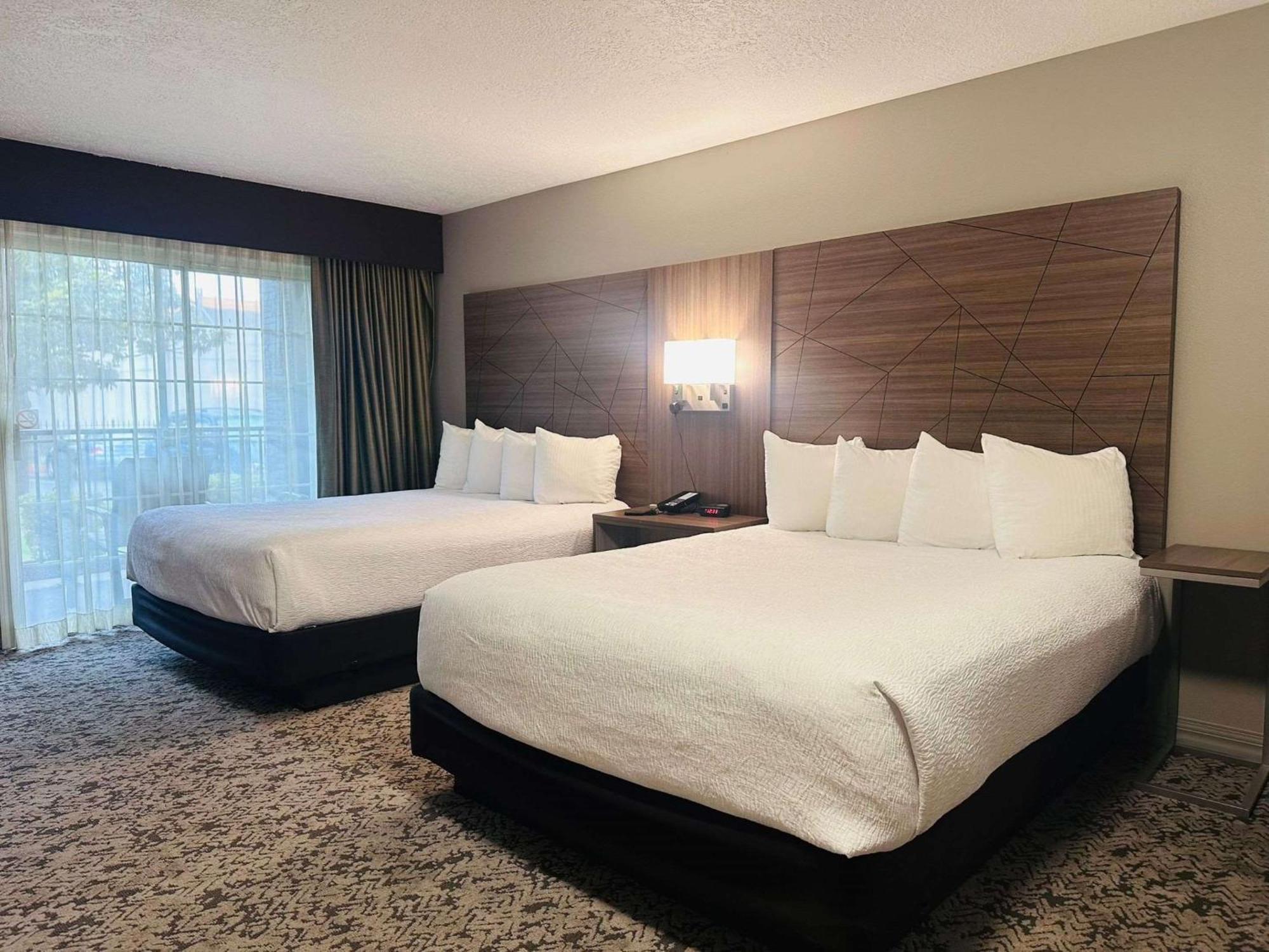 Best Western Plus Grand Manor Inn Спрингфилд Экстерьер фото