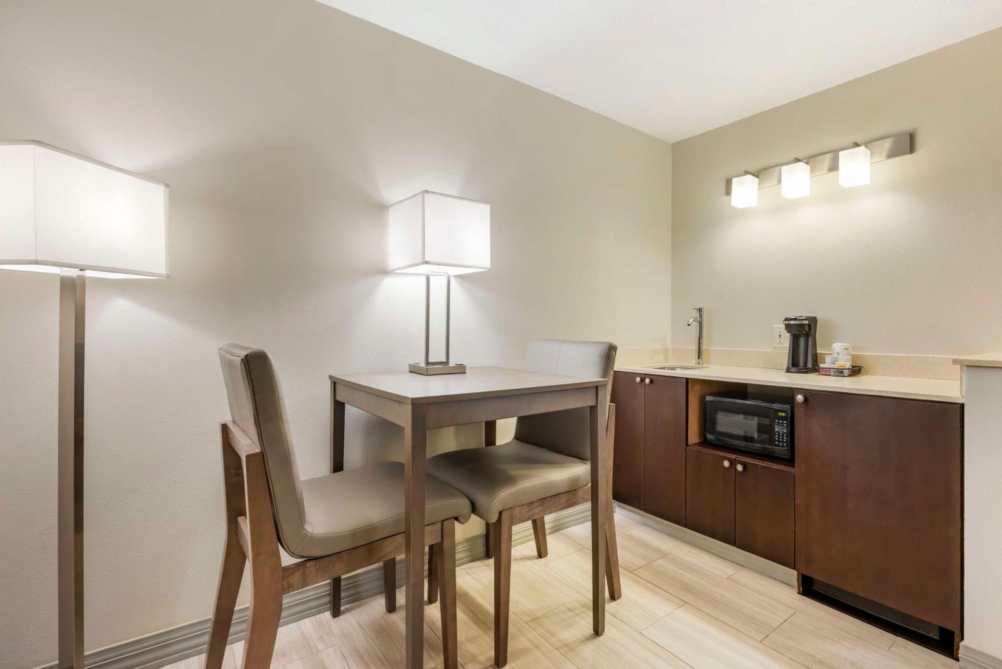 Best Western Plus Grand Manor Inn Спрингфилд Экстерьер фото